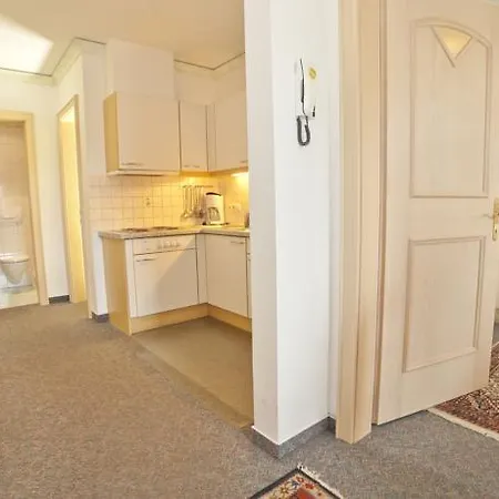 Solaris Apartment *